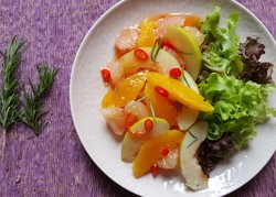 Resep Salad: Salad Jeruk Saus Asam Pedas
