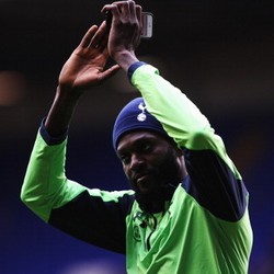 Main di Premier League Lagi, Adebayor Bidik Rekor Gol Drogba