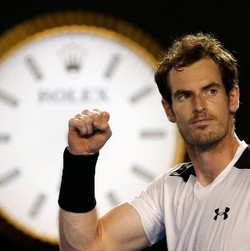 Murray Kalahkan Ferrer dalam Partai Empat Set