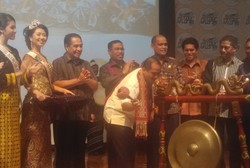 NTT Berniat Kalahkan Pariwisata Bali