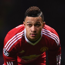 Memphis Depay Pacari Putri Komedian Steve Harvey