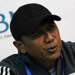 Rahmad Darmawan Antarkan T-Team Promosi ke Liga Super Malaysia