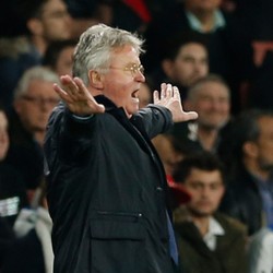 Hiddink Puji Mental Bermain Oscar dkk.