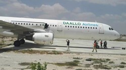 Bolong Diduga Kena Ledakan, Pesawat di Somalia Mendarat Darurat