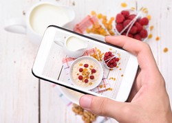 Mau Bikin Foto Makanan yang Keren? Ikuti 9 Tips Ini (2)