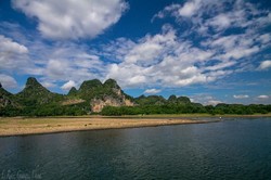 Rayakan Imlek dengan Nikmati Indahnya Sungai Li di China