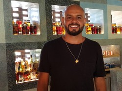 Dre Masso Bereksplorasi dengan Sambiloto dan Manggis