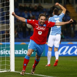 Tundukkan Lazio 2-0, Napoli Kokoh di Puncak Klasemen