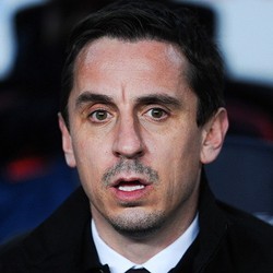 Canizares: Gary Neville Harus Mundur dan Minta Maaf