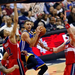 Curry 51 Poin, Warriors Berjaya di Kandang Wizards