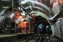Jalur Kereta Tersembunyi di London Akan Dibuka untuk Turis