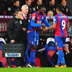 Adebayor Cek Statistik Diri Sendiri di Internet, Bagaimana Hasilnya?