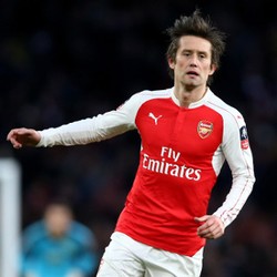 Absen Lama, Rosicky Sudah Mainkan Laga Terakhirnya di Arsenal?