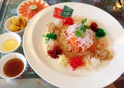 Inilah Makna Dibalik Warna Warni Yee Sang (1)