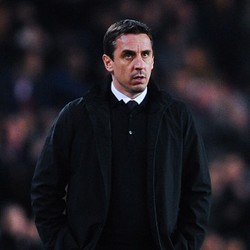 Valencia Kalah Lagi, Gary Neville Makin Terdesak