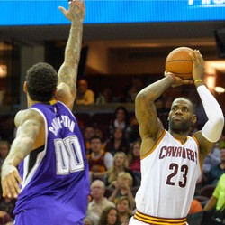 LeBron Tambah Koleksi Triple-Double, Cavs Libas Kings