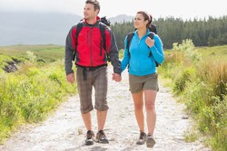 Mencari Cinta Saat Traveling, Ini 8 Tipsnya