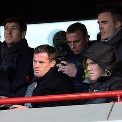 Batal Naikkan Harga Tiket, Liverpool Dipuji Carragher