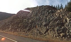 Takhayul di Amerika: Jangan Bersuara Melewati Batu Ini