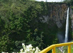 Sipiso-piso, Air Terjun Bak Anak Pisau dari Karo