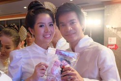 Melihat Prosesi Pernikahan di Dalam Air Khas Thailand Selatan