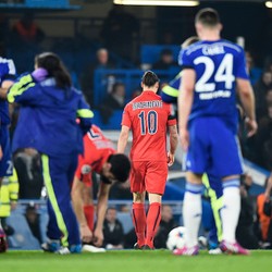 Courtois: Ibrahimovic Ingin Revans, Chelsea Juga