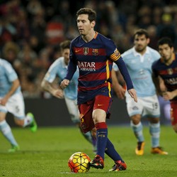 Kini Penalti Messi, Dulu Penalti Cruyff, Tahun 1957 Penalti Coppens