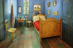 Unik, Ada Kamar Hotel Mirip Lukisan Van Gogh