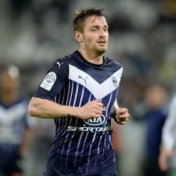 Tak Diizinkan Pindah ke MU, Debuchy Sebal kepada Wenger