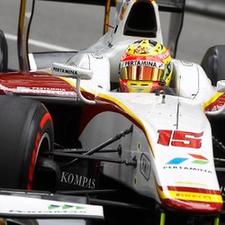 Rio Haryanto Dikabarkan Bakal Berbagi Kursi dengan Dua Pebalap Lain