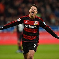Leverkusen Takkan Lepas Chicharito