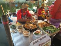 Seperti Ini Pasar Apung di Thailand