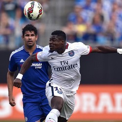 Terkait Hinaan untuk Blanc, Aurier Dibela Drogba