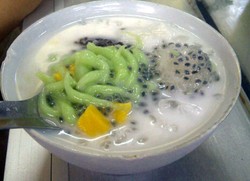 Pasar Gede Jadi Surganya Para Pecinta Dawet Telasih di Solo