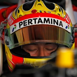 Antara Ayah dan Schumacher, Idola Rio Haryanto
