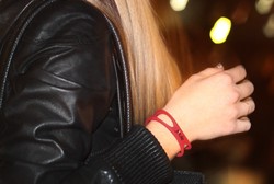 Tak Perlu Ngopi, Cukup Pakai Gelang Ini Sudah Dapat Asupan Kafein