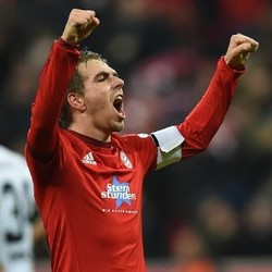 Philipp Lahm Mengejar Rekor Oliver Kahn