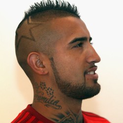 Reuni Arturo Vidal dengan Nyonya Tua