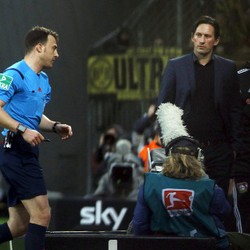 Soal Kasus Wasit Walk-out, Pelatih Leverkusen Bersikukuh Tak Bersalah