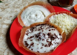 Empuk Gurih Serabi dengan Rasa Santan Kental