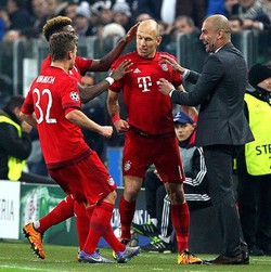 Soal Gol Mueller dan Robben, Juga Penampilan Lahm dan Benatia