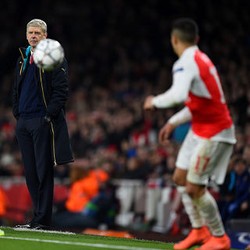 Arsenal Buang-Buang Peluang, Wenger pun Frustrasi