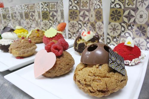 Minggu Ini Ada 12 Rasa Unik Zeppole di Sapori Deli