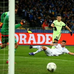 Manchester City Menangi Adu Kuat Pressing Ketat