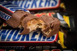Snickers dan Mars Tarik Jutaan Produknya yang Tersebar di 55 Negara