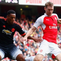 The Gunners Mencari Obat di Old Trafford