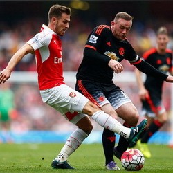 Duel Panas MU vs Arsenal di Old Trafford