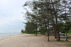 Nyiur Melambai, Pantai Cantik Tanpa Batu Granit di Belitung