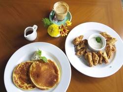 Nolita: Menikmati Mocha Latte Ditemani Pancake Klasik yang Gurih Empuk