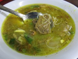 Mampir di Stasiun Juanda, Jangan Lupa Nyoto di Warung Cak Sikin Dulu!